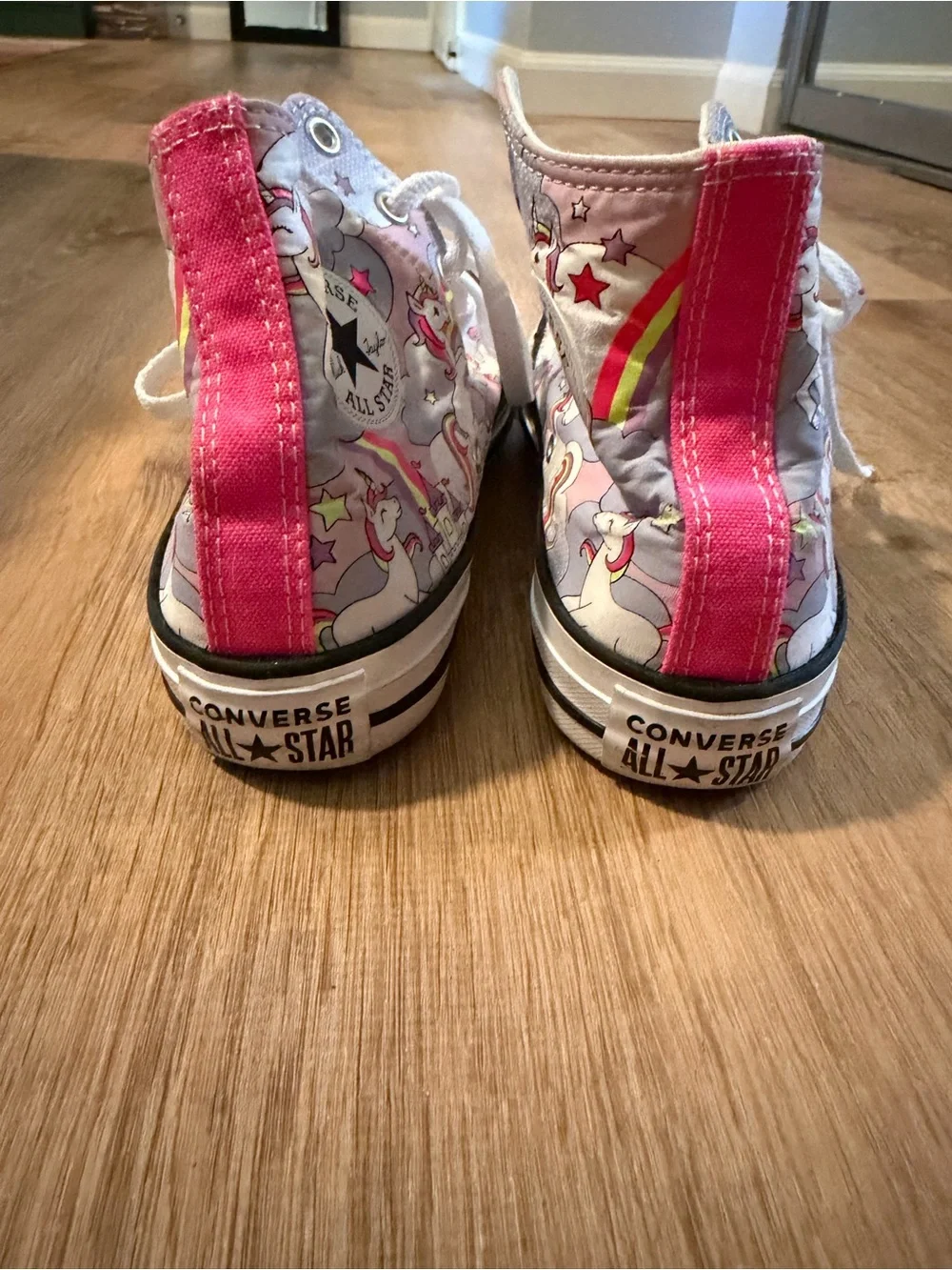 Converse Chuck Taylor High Tops Unicorn Rainbow Print | Youth 5.5 (Womens 7)